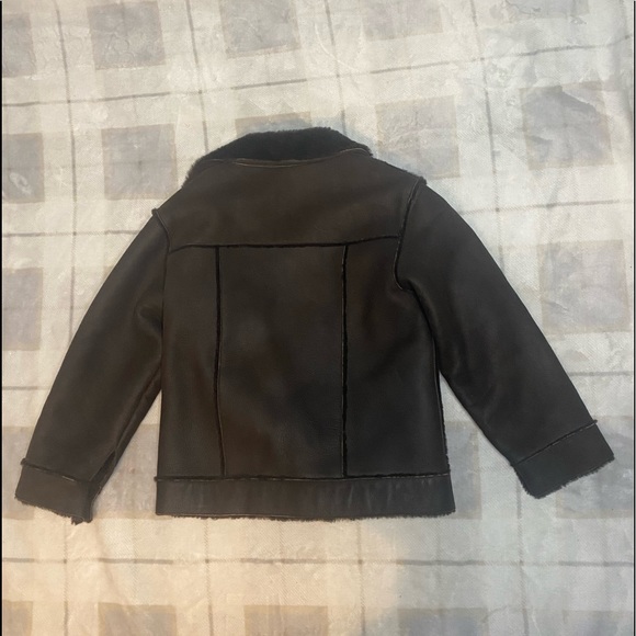 Kids Shearling Winter Jacket by Salvatore Ferragamo - Size 6yo - mint condition - Picture 3 of 8